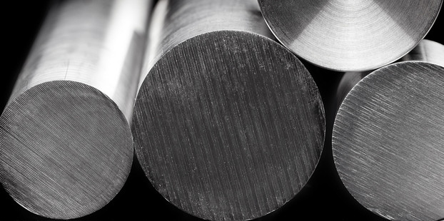 Titan-bolt_1276x850 Titan-bolt_1276x850